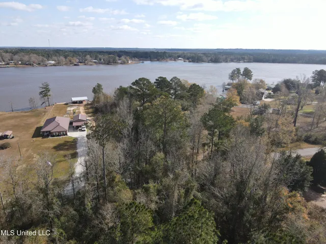 $139,500 | 70 Bucaneer Circle, Carriere, MS 39426