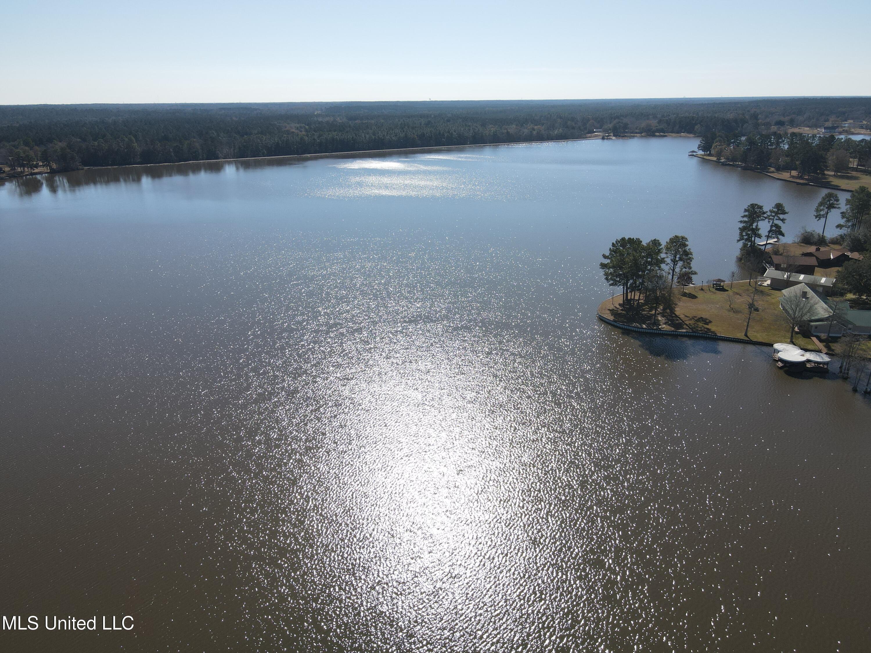 70 Bucaneer Circle Carriere, MS 39426 - Photo 5 of 14 Anchor Lake
