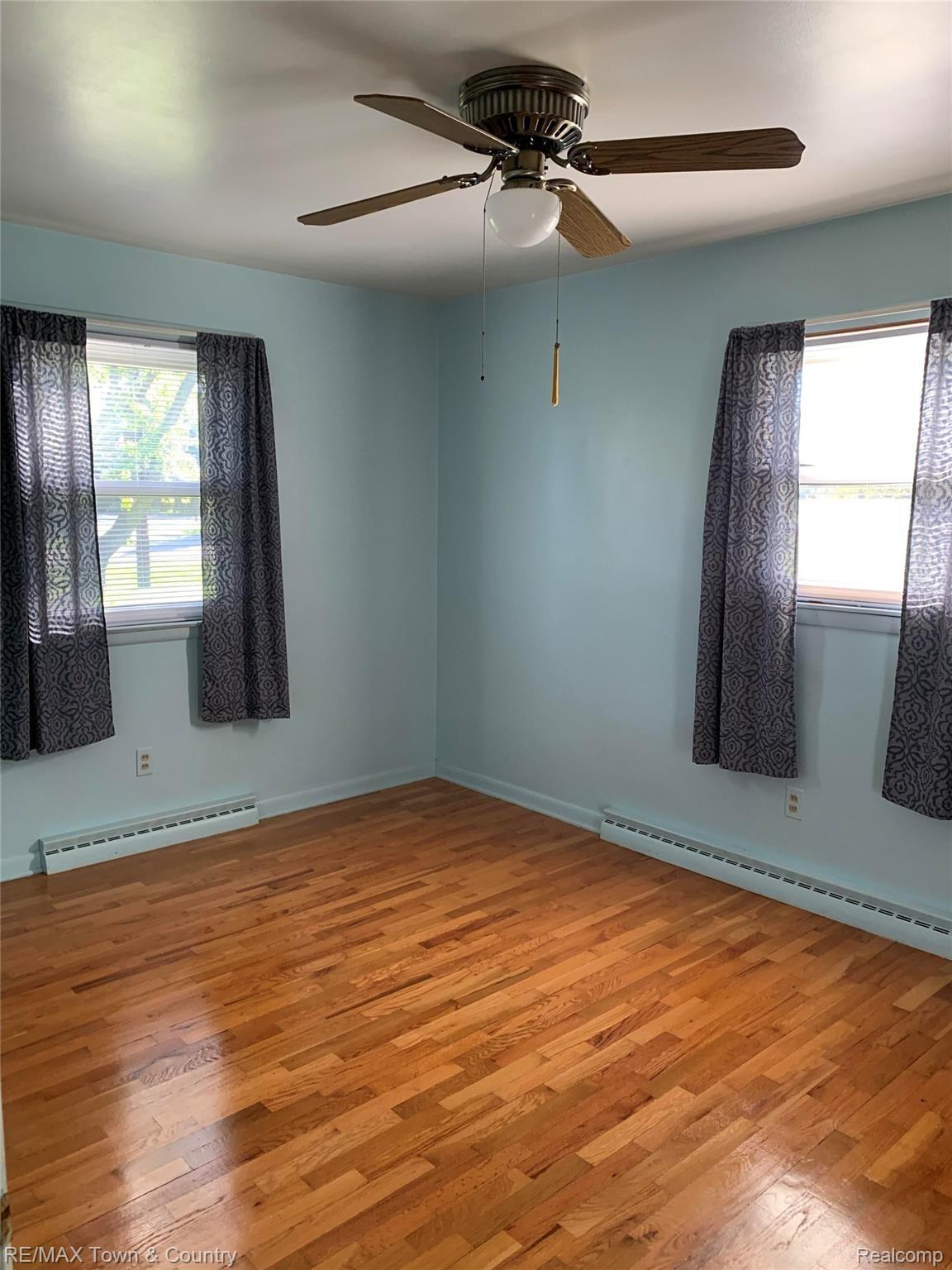 2241 North Morrish Road Flushing, MI 48433 - Photo 16 of 23 morrish bed2.jpg
