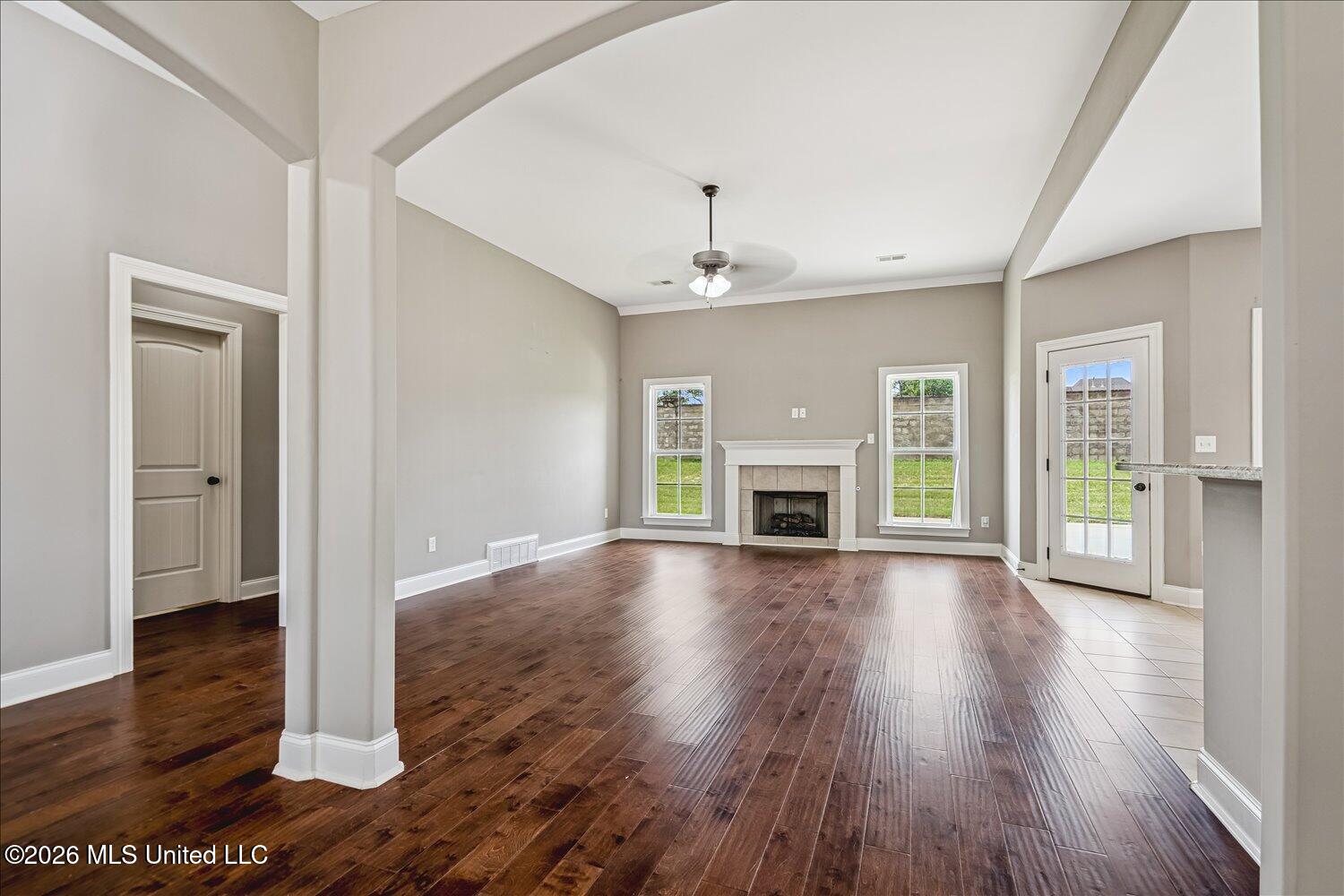 3033 Raspberry Red Cove Southaven, MS 38672 - Photo 7 of 29 07-3078054mi-07-3033 Raspberry Red Cv