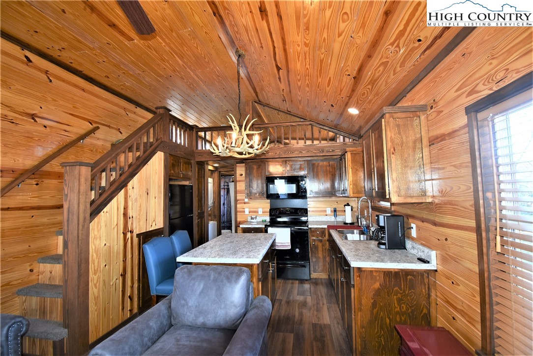 5980 Pine Swamp Road Sparta, NC 28675 - Photo 11 of 28 Gallery Image 11