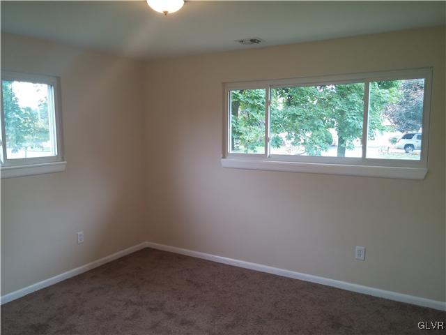 1650 Stoke Park Road Bethlehem, PA 18017 - Photo 6 of 15 First-Floor Bedroom