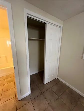 $1,325 | 275 Pineapple Street, Unit B, Englewood, FL 34223