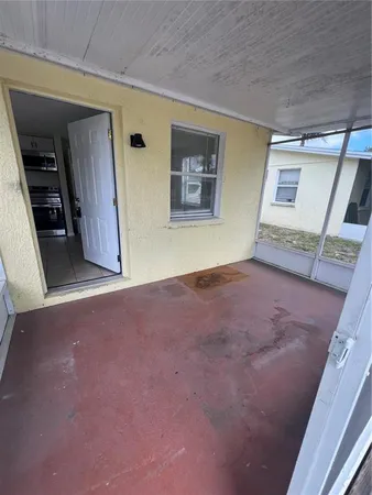 $1,325 | 275 Pineapple Street, Unit B, Englewood, FL 34223