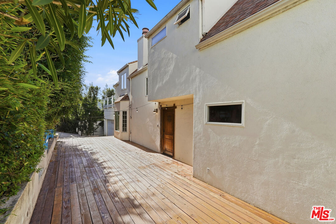 2955 Corral Canyon Road Malibu, CA 90265 - Photo 3 of 21 a view of a backyard of a house