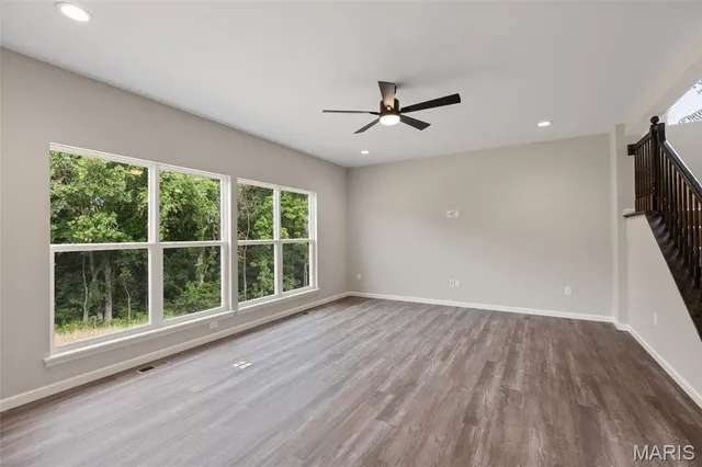 $652,268 | 2213 Rule Avenue, Maryland Heights, MO 63043