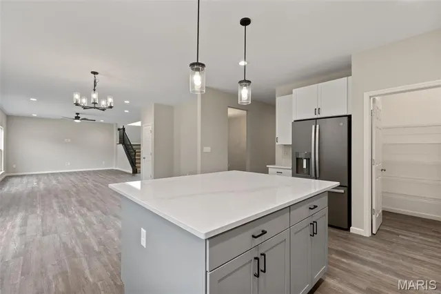 $652,268 | 2213 Rule Avenue, Maryland Heights, MO 63043