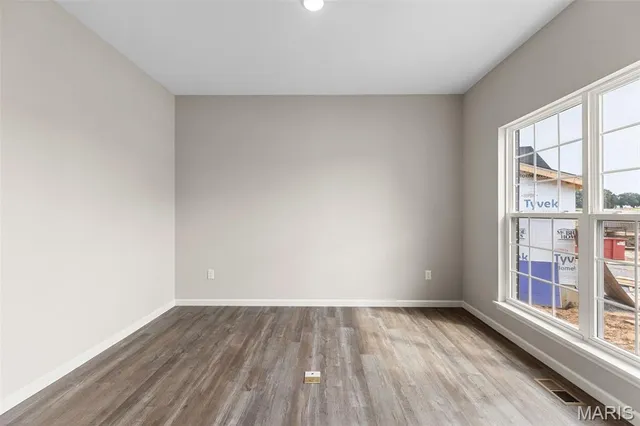 $652,268 | 2213 Rule Avenue, Maryland Heights, MO 63043