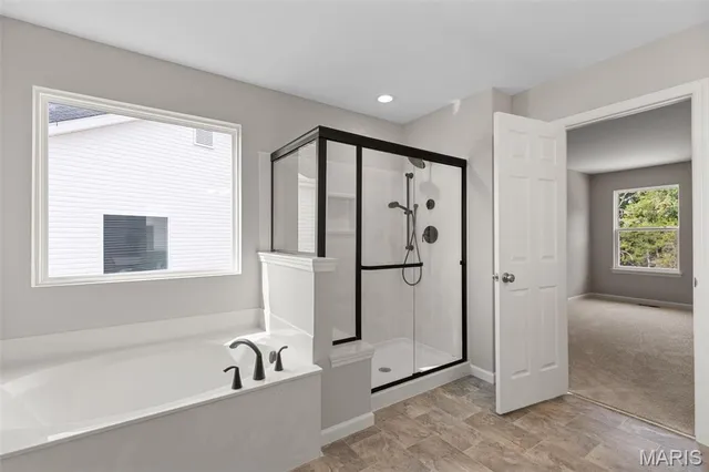 $652,268 | 2213 Rule Avenue, Maryland Heights, MO 63043