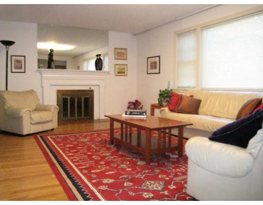 32 Kendall Road Newton, MA 02459 - Photo 2 of 9