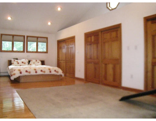32 Kendall Road Newton, MA 02459 - Photo 3 of 9