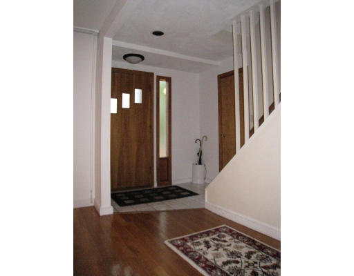 32 Kendall Road Newton, MA 02459 - Photo 5 of 9