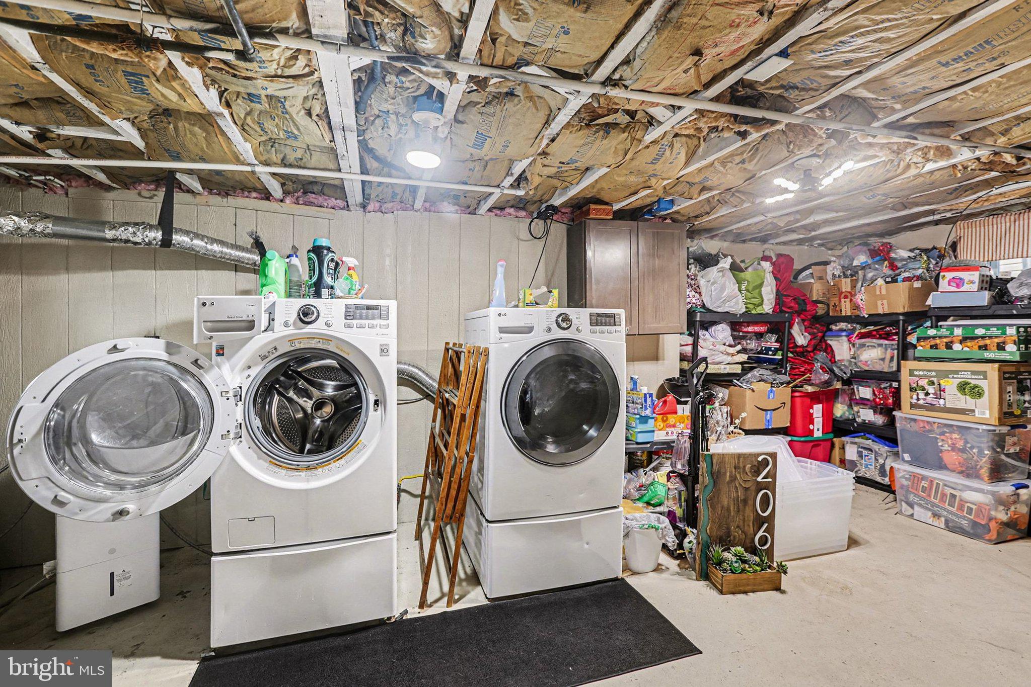206 East Simpson Street Mechanicsburg, PA 17055 - Photo 24 of 30 a utility room with dryer and washer
