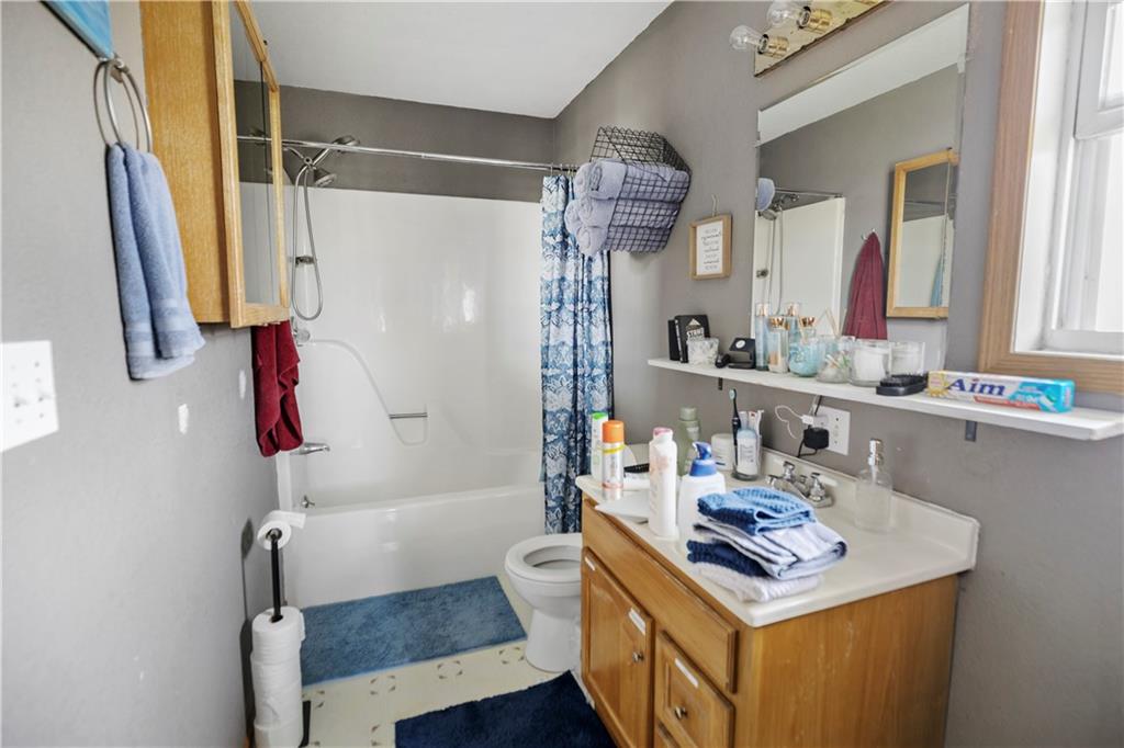 1014 Rice Street Milan, MO 63556 - Photo 10 of 13