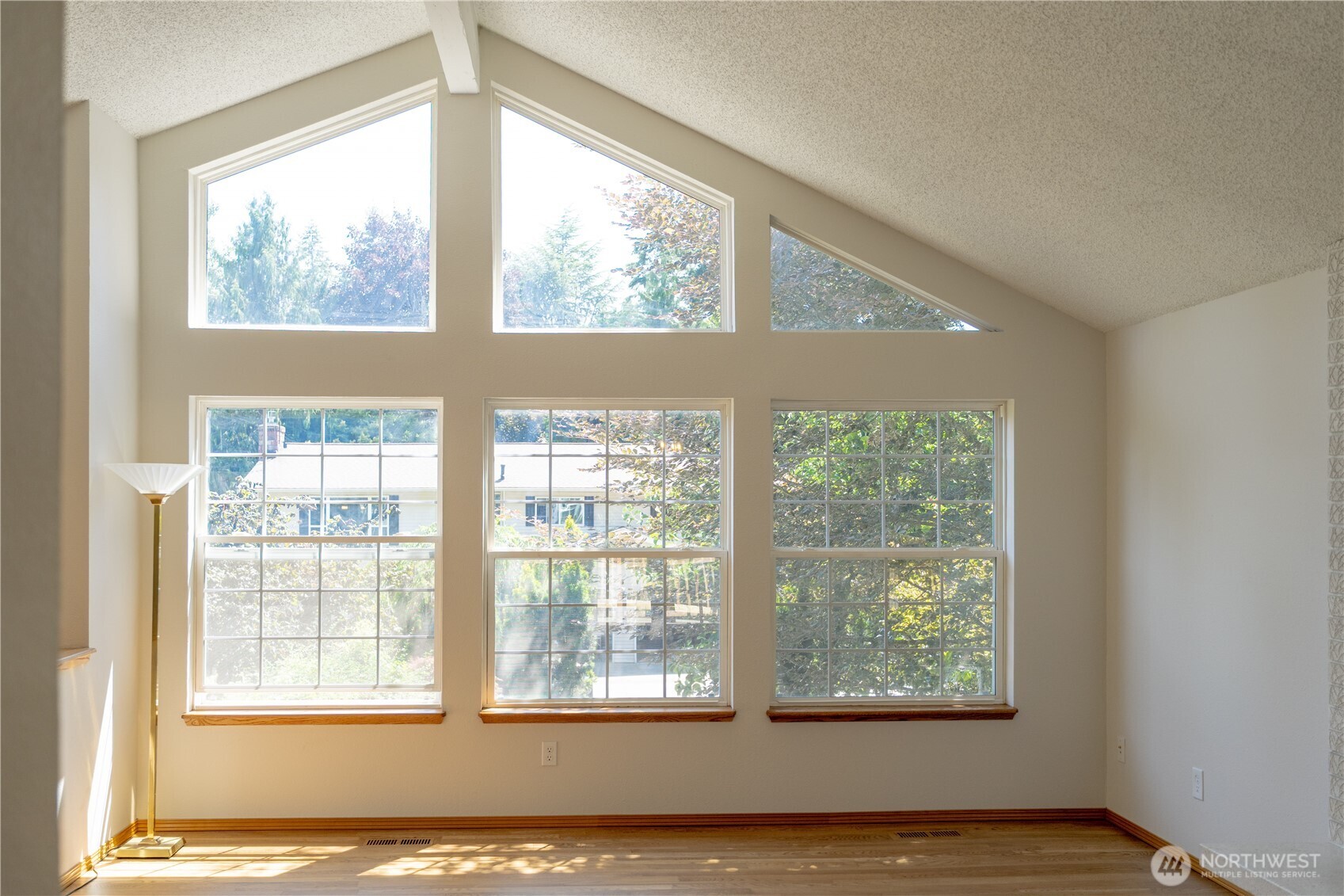 1127 204th Place Southeast Bothell, WA 98012 - Photo 7 of 40