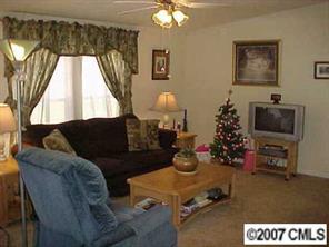 2427 Dr Nichols Road York, SC 29745 - Photo 4 of 8 Gallery Image 4