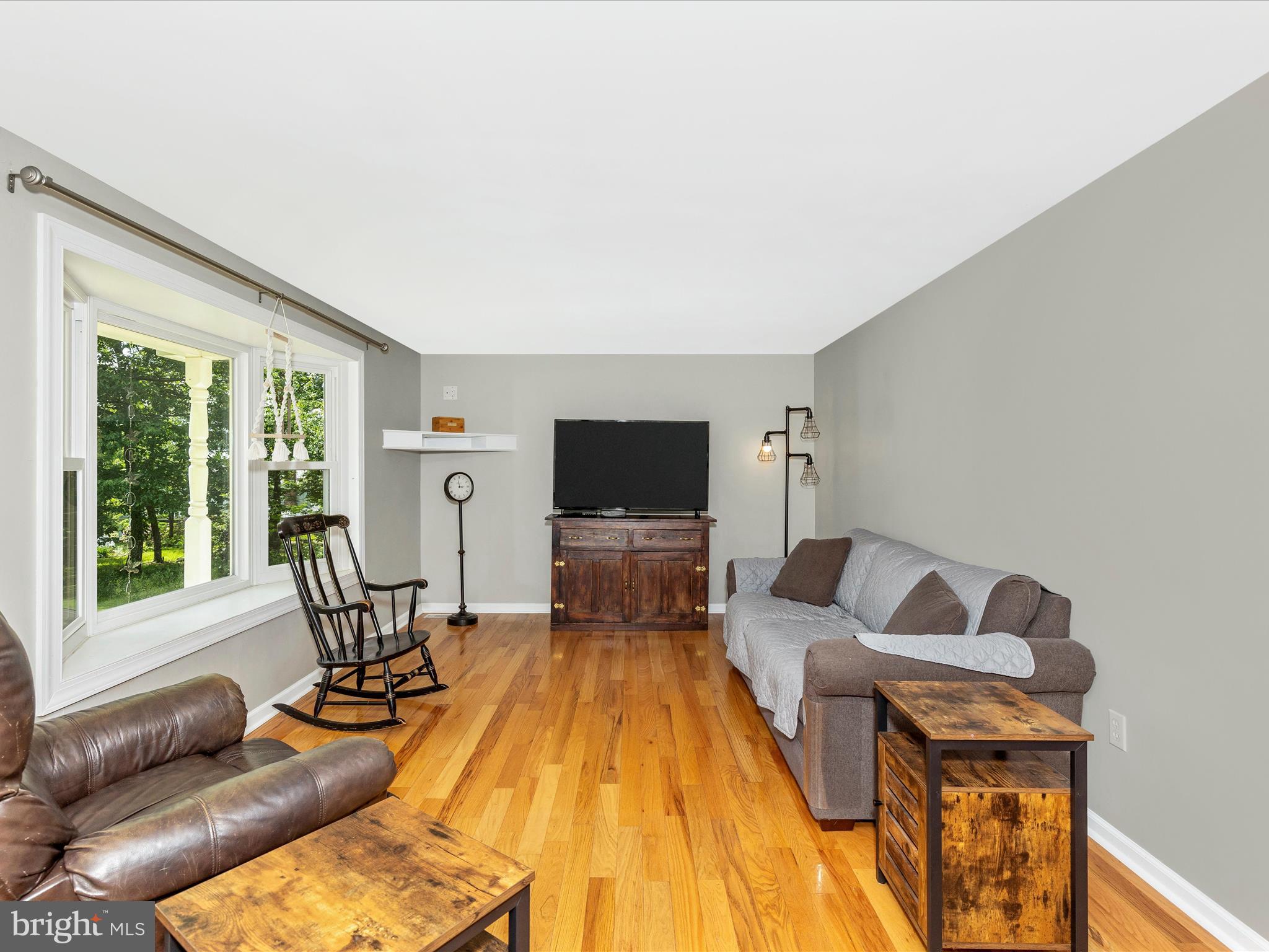 13240 Edgemont Road Smithsburg, MD 21783 - Photo 2 of 25 Living Room- Relax and enjoy the View