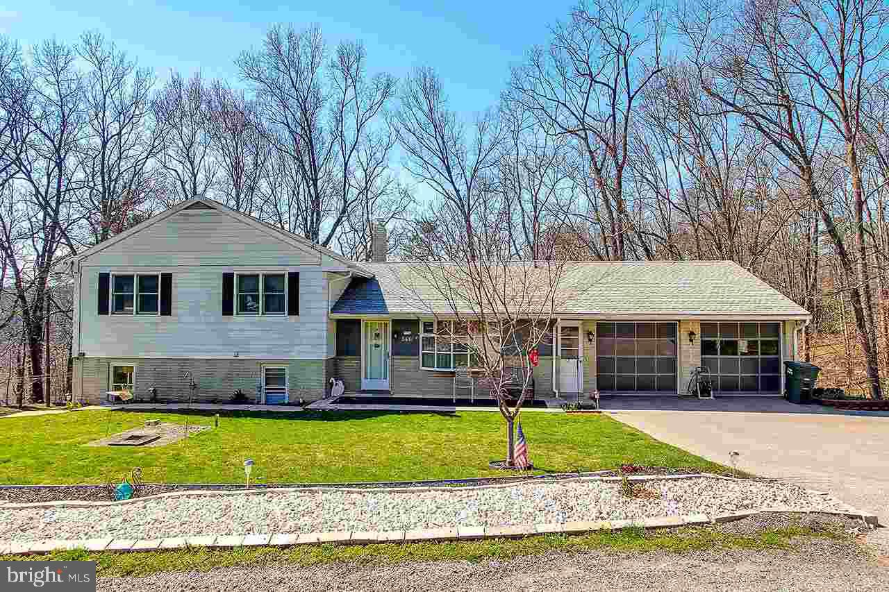 3681 Colonial Road Dover, PA 17315 - Photo 1 of 24 Gallery Image 1