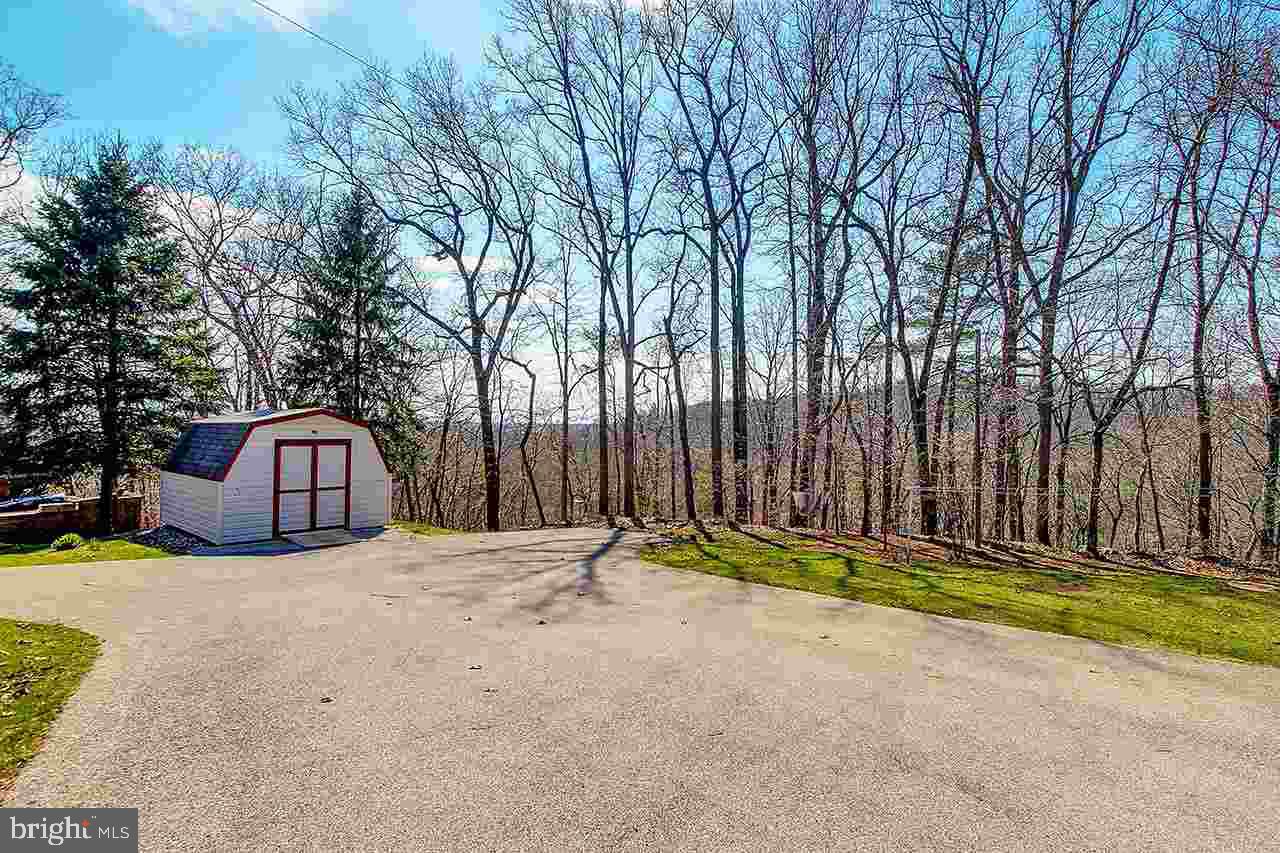3681 Colonial Road Dover, PA 17315 - Photo 22 of 24 Gallery Image 22