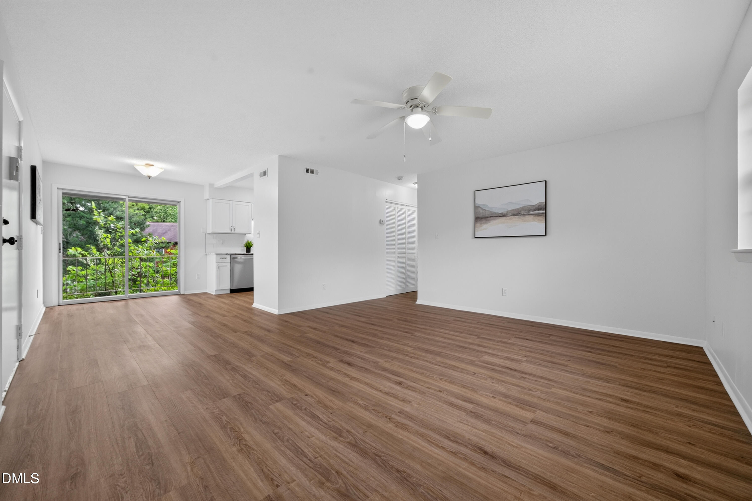 5604 H Falls Of Neuse Road Raleigh, NC 27609 - Photo 5 of 22
