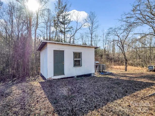 $250,000 | 2072 Dean Lane, Lincolnton, NC 28092
