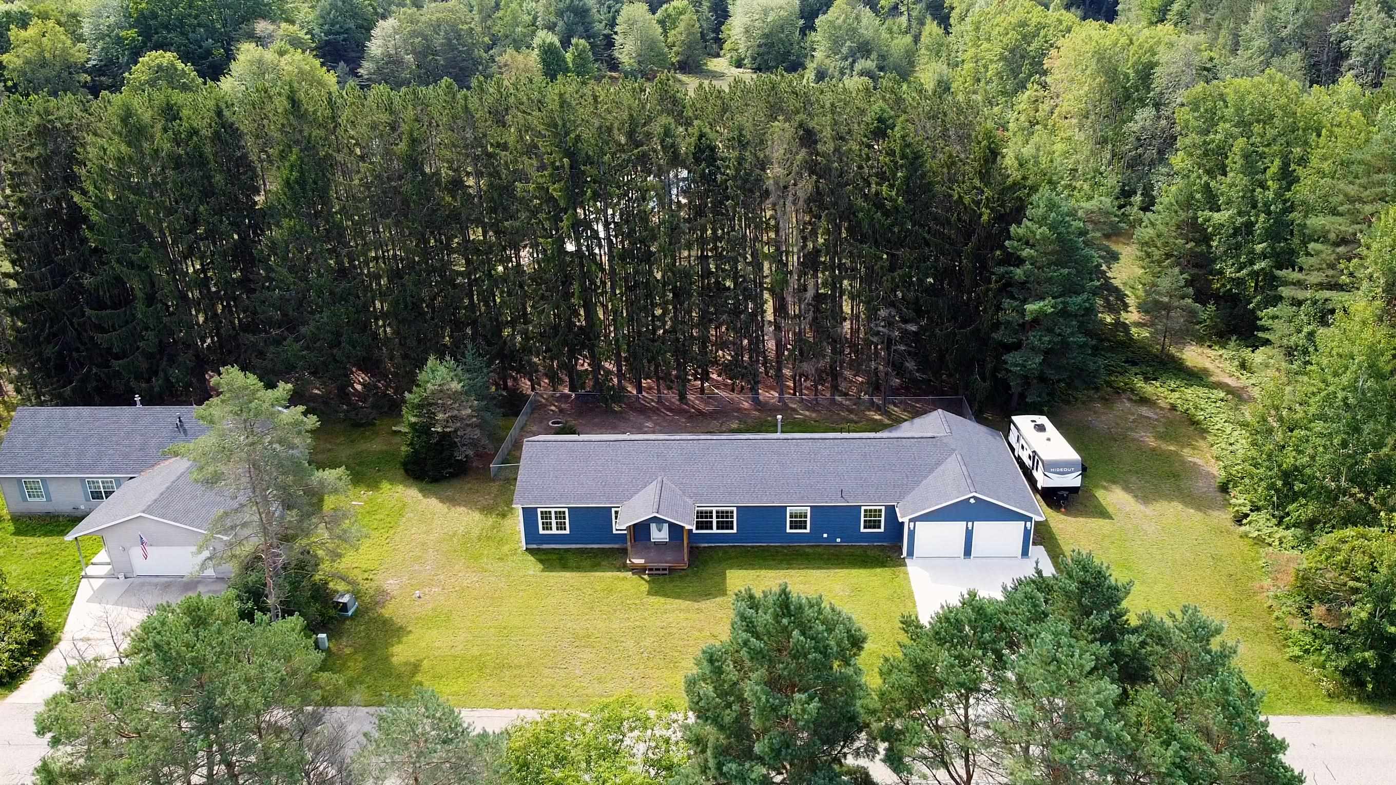 5463 Brake Road Bellaire, MI 49615 - Photo 10 of 52 1938315-bae25438-398e-4e0b-9830-5d54f58aaa92.JPG