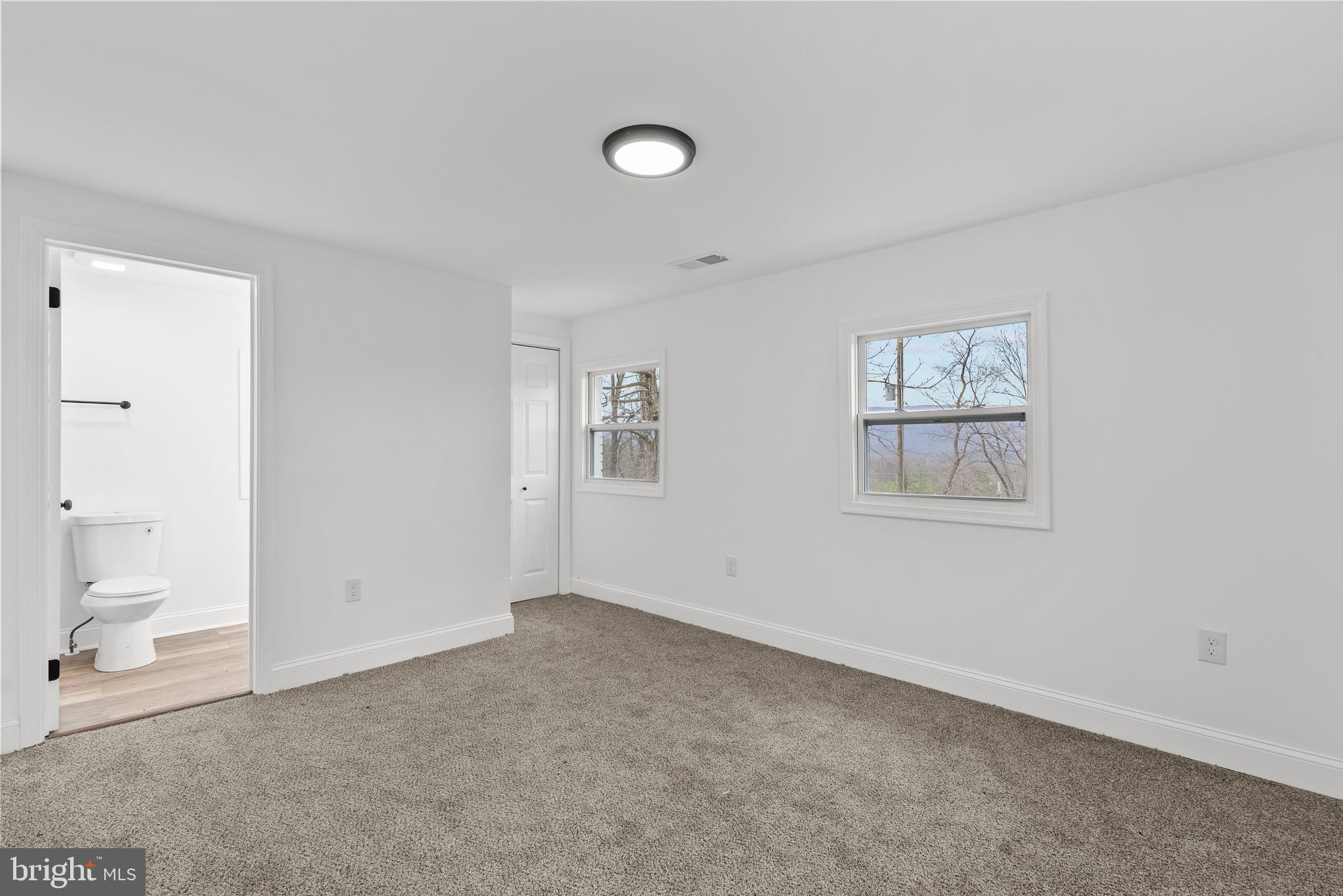 3221 Laurel Grove Road Winchester, VA 22602 - Photo 17 of 41 Primary bed/bath