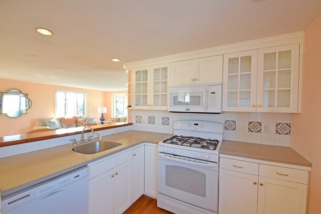 22 Sheldon Road Cohasset, MA 02025 - Photo 11 of 23 Gallery Image 11