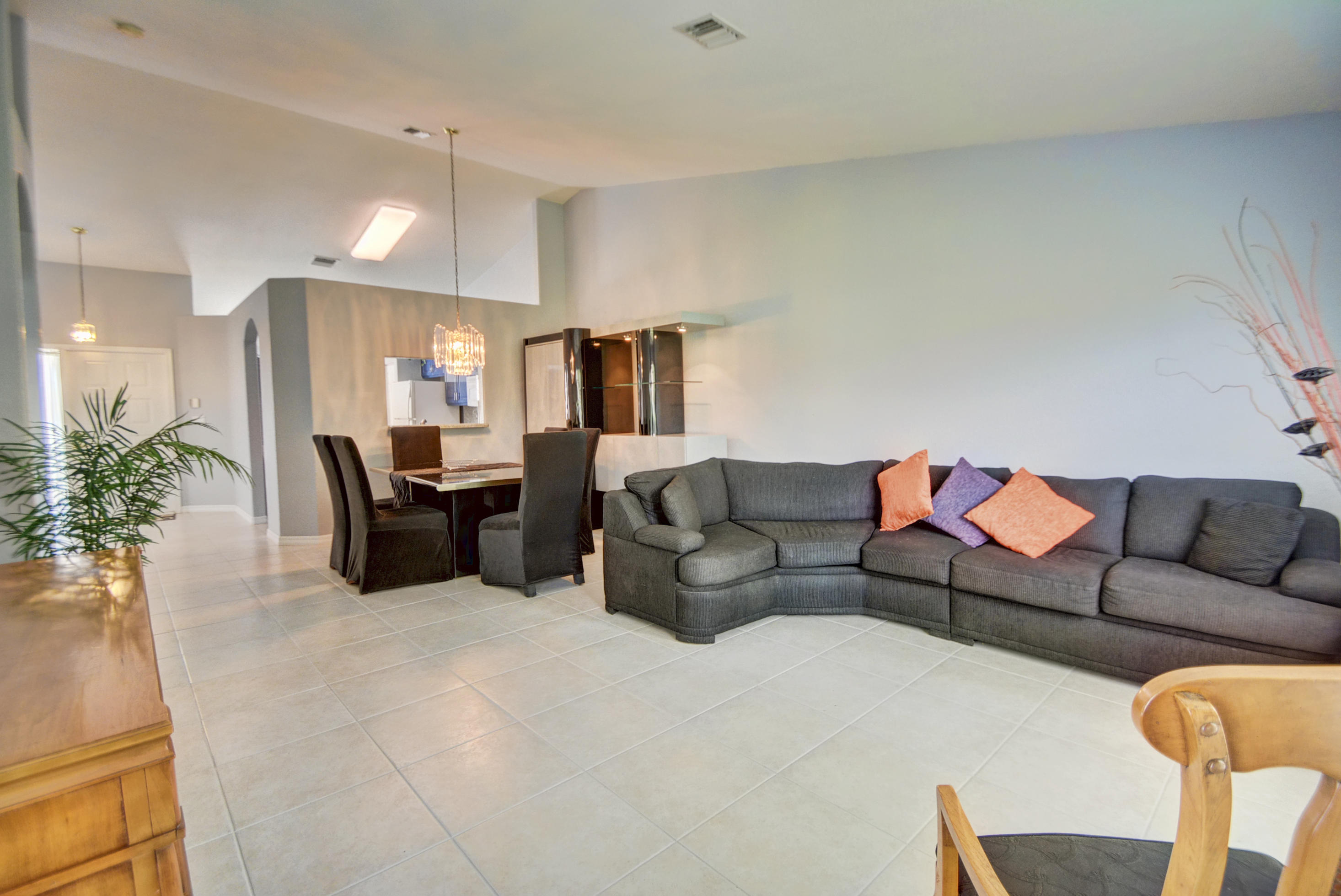 6139 Caladium Road Delray Beach, FL 33484 - Photo 9 of 30 DSC_0227_28_29_30_31