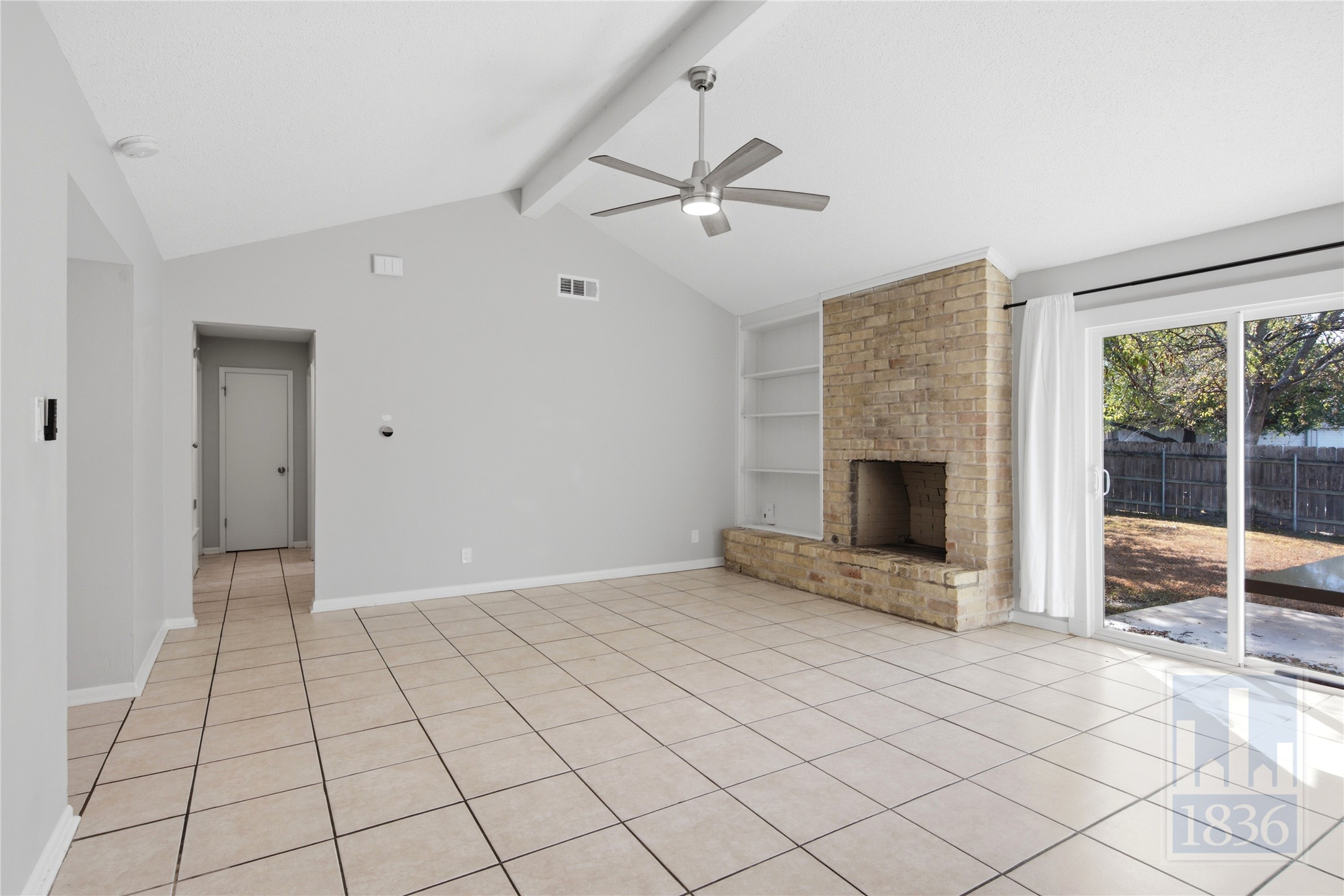 8912 Hunters Trace Austin, TX 78758 - Photo 8 of 24 Gallery Image 8