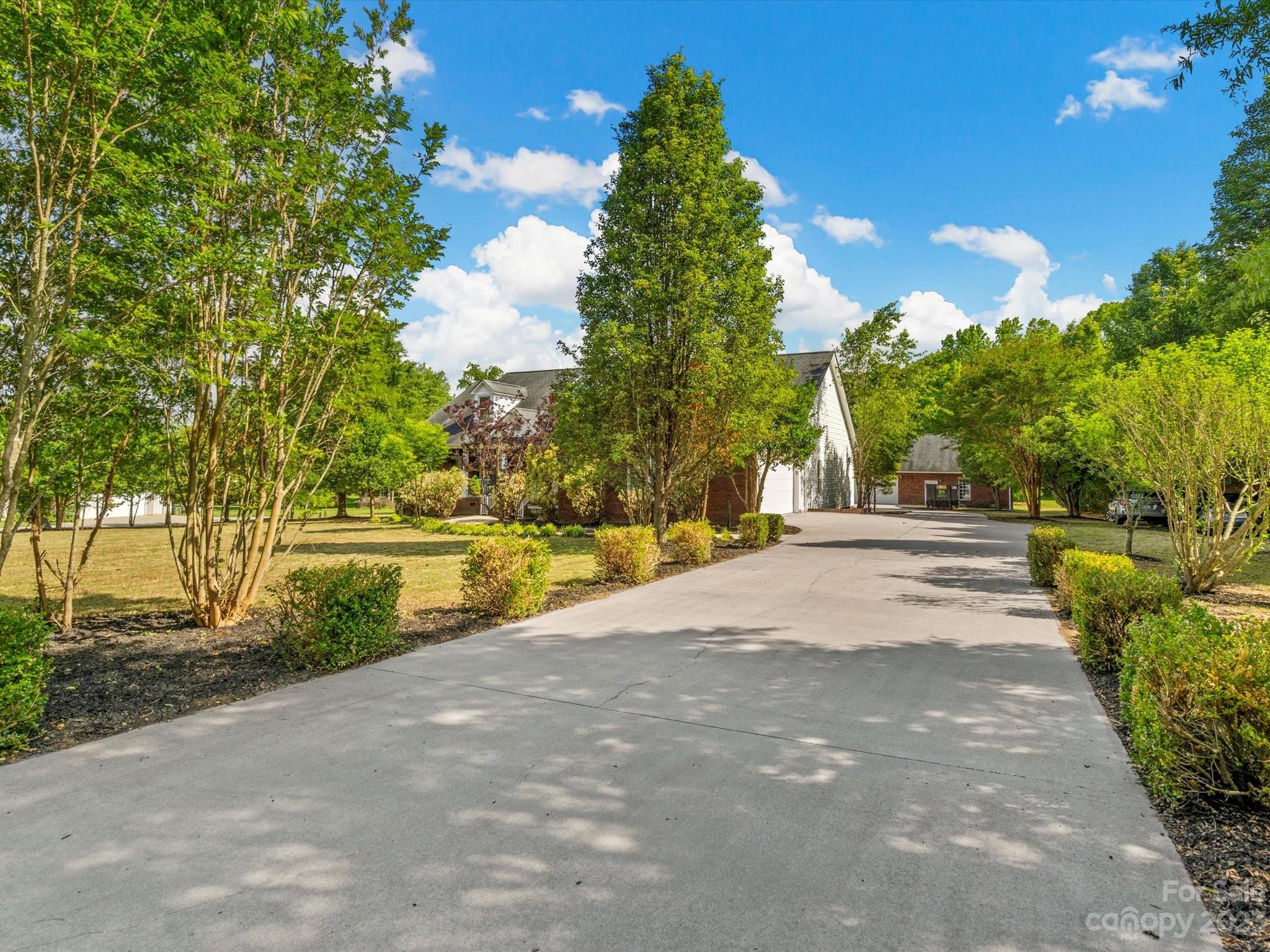 2675 Artz Road Salisbury, NC 28146 - Photo 4 of 46 Gallery Image 4