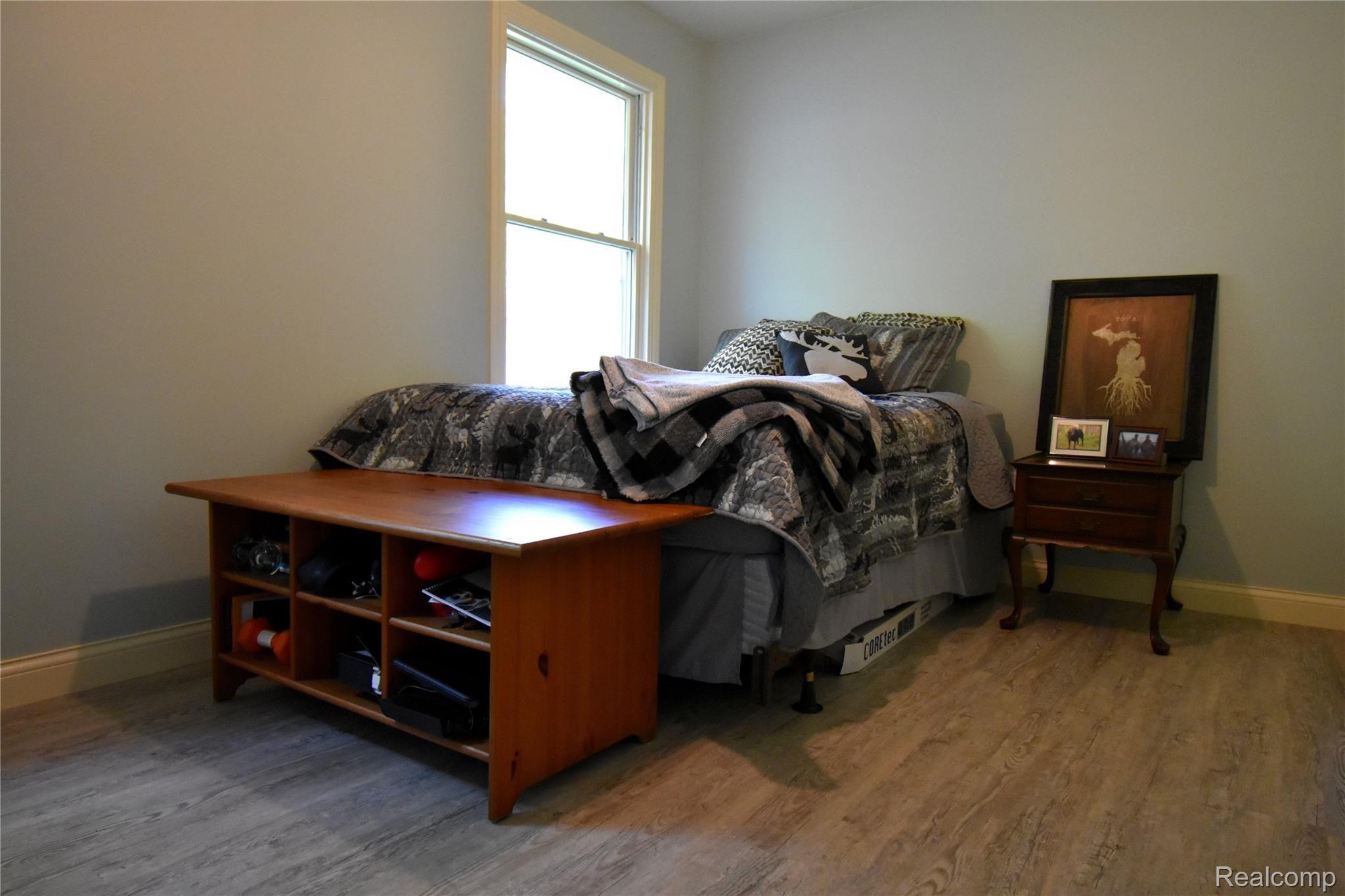 1900 Darwin Road Pinckney, MI 48169 - Photo 18 of 28 19 BEDROOM 3.JPG