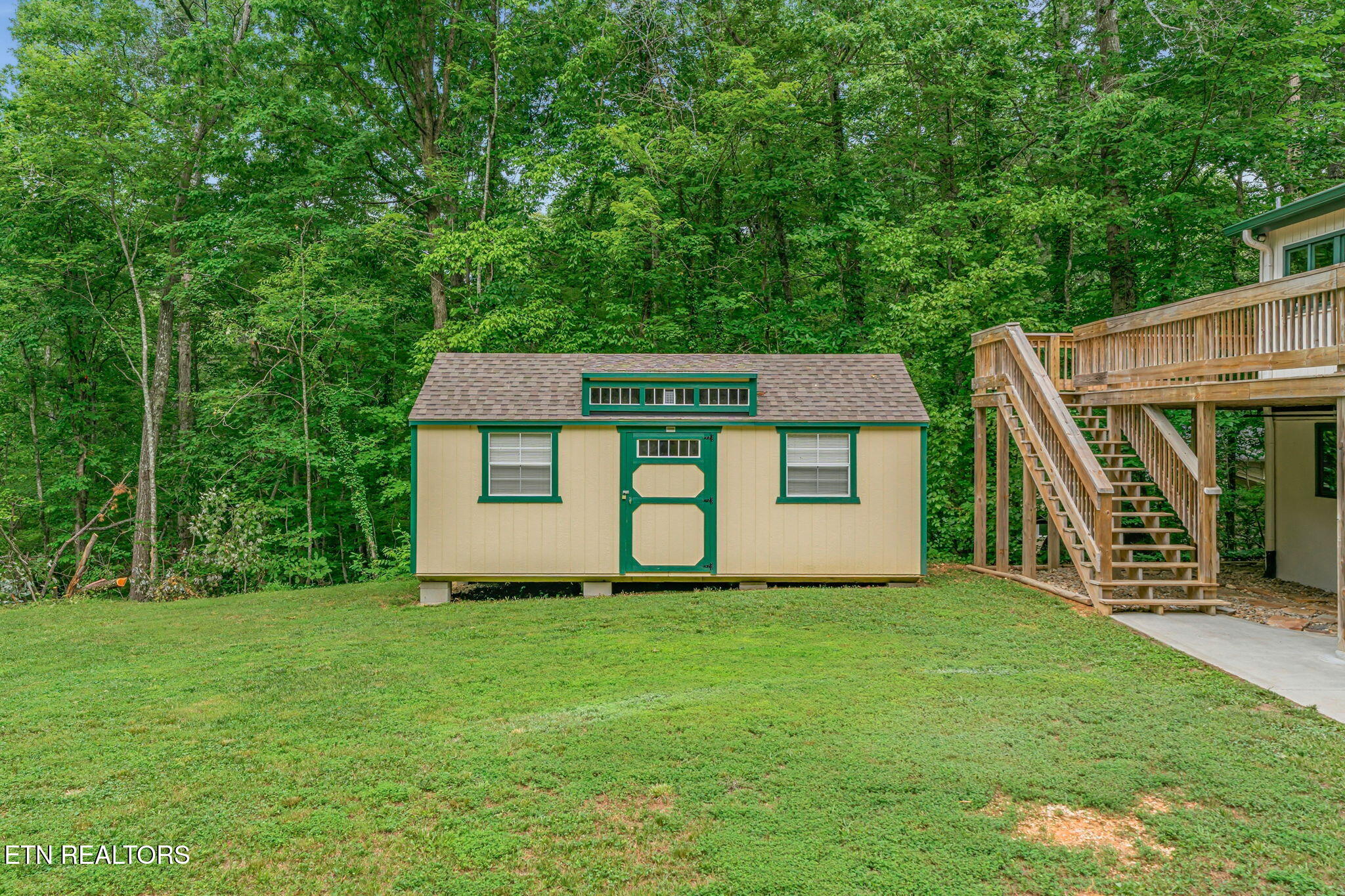 138 Newell Lane Oak Ridge, TN 37830 - Photo 42 of 51 138 Newell Ln - Backyard (6)
