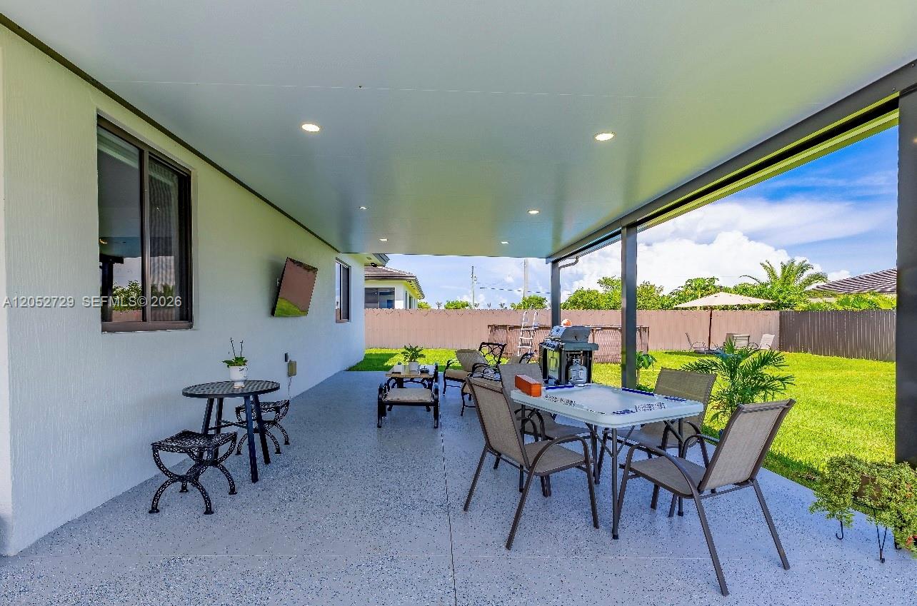 13218 Southwest 230th Street Miami, FL 33170 - Photo 26 of 28