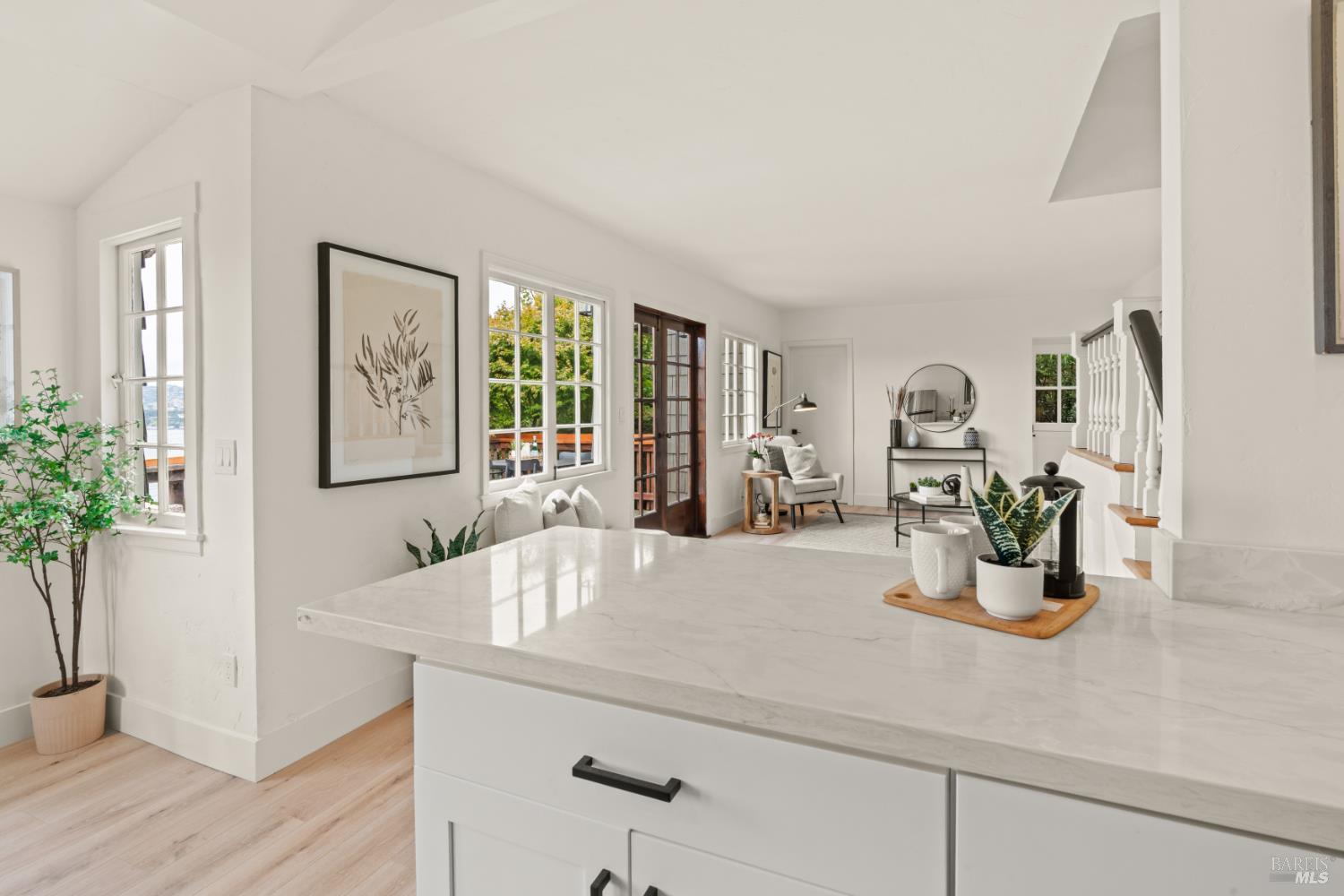 35 Filbert Avenue Sausalito, CA 94965 - Photo 8 of 35
