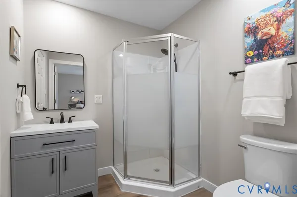 $649,900 | 24221 Pear Orchard Road, Moseley, VA 23120