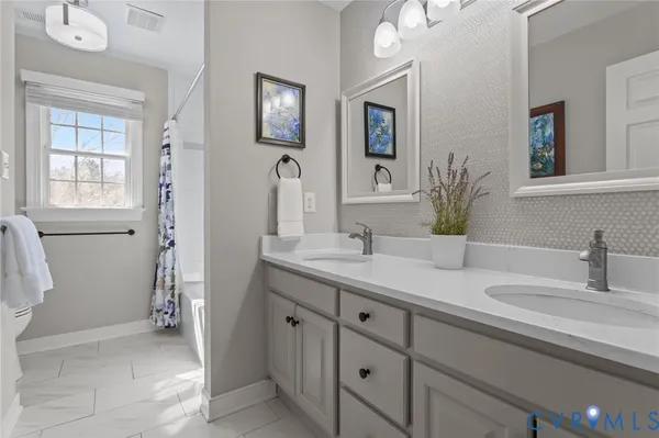 $649,900 | 24221 Pear Orchard Road, Moseley, VA 23120