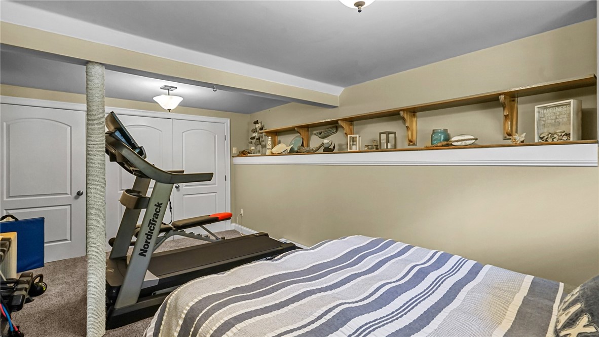 38 Kimberly Lane North Cranston, RI 02921 - Photo 24 of 46