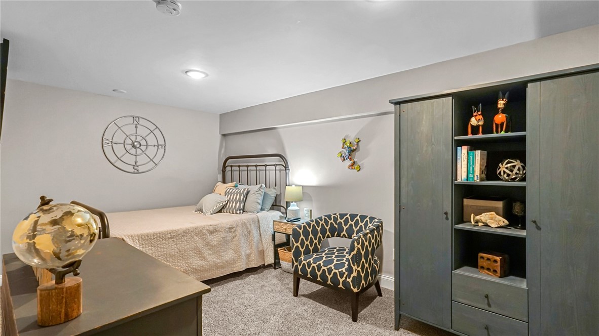 38 Kimberly Lane North Cranston, RI 02921 - Photo 27 of 46