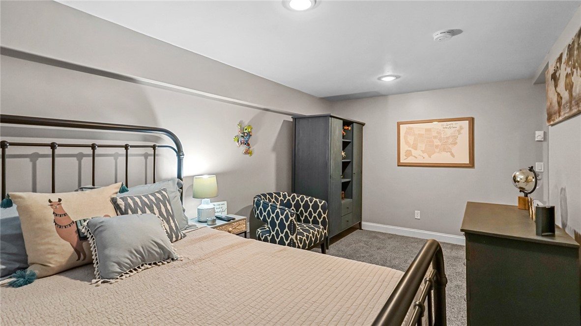 38 Kimberly Lane North Cranston, RI 02921 - Photo 28 of 46