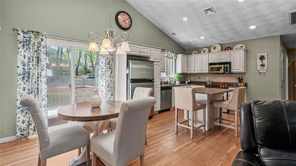 38 Kimberly Lane North Cranston, RI 02921 - Photo 34 of 46