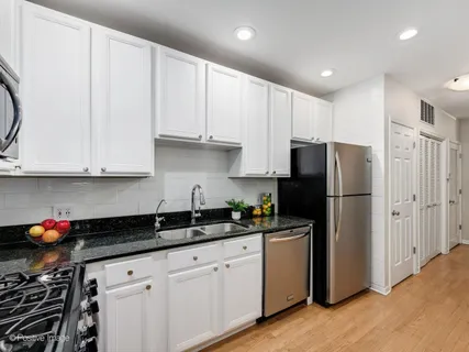 $475,000 | 1629 West Le Moyne Street, Unit 2W, Chicago, IL 60622
