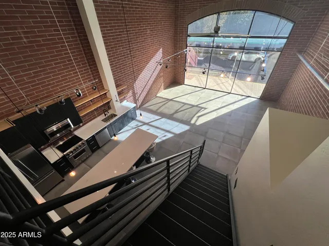 $3,000 | 424 South 2nd Street, Unit 105, Phoenix, AZ 85004