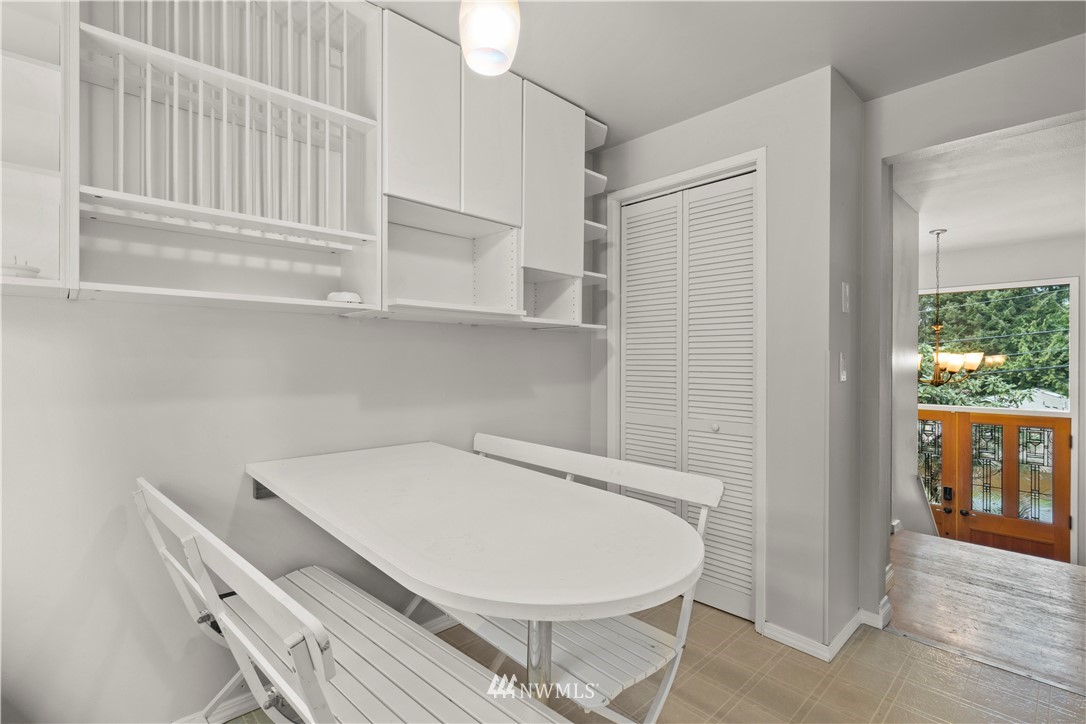 5926 148th Street Southwest Edmonds, WA 98026 - Photo 15 of 23 Gallery Image 15