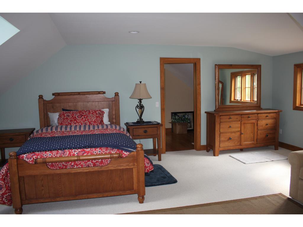 493 Canterbury Road Manchester, VT 05255 - Photo 14 of 18 Gallery Image 14