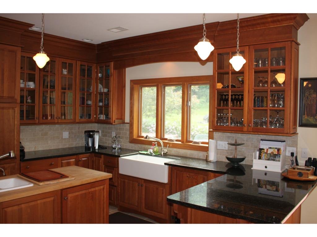 493 Canterbury Road Manchester, VT 05255 - Photo 5 of 18 Gallery Image 5
