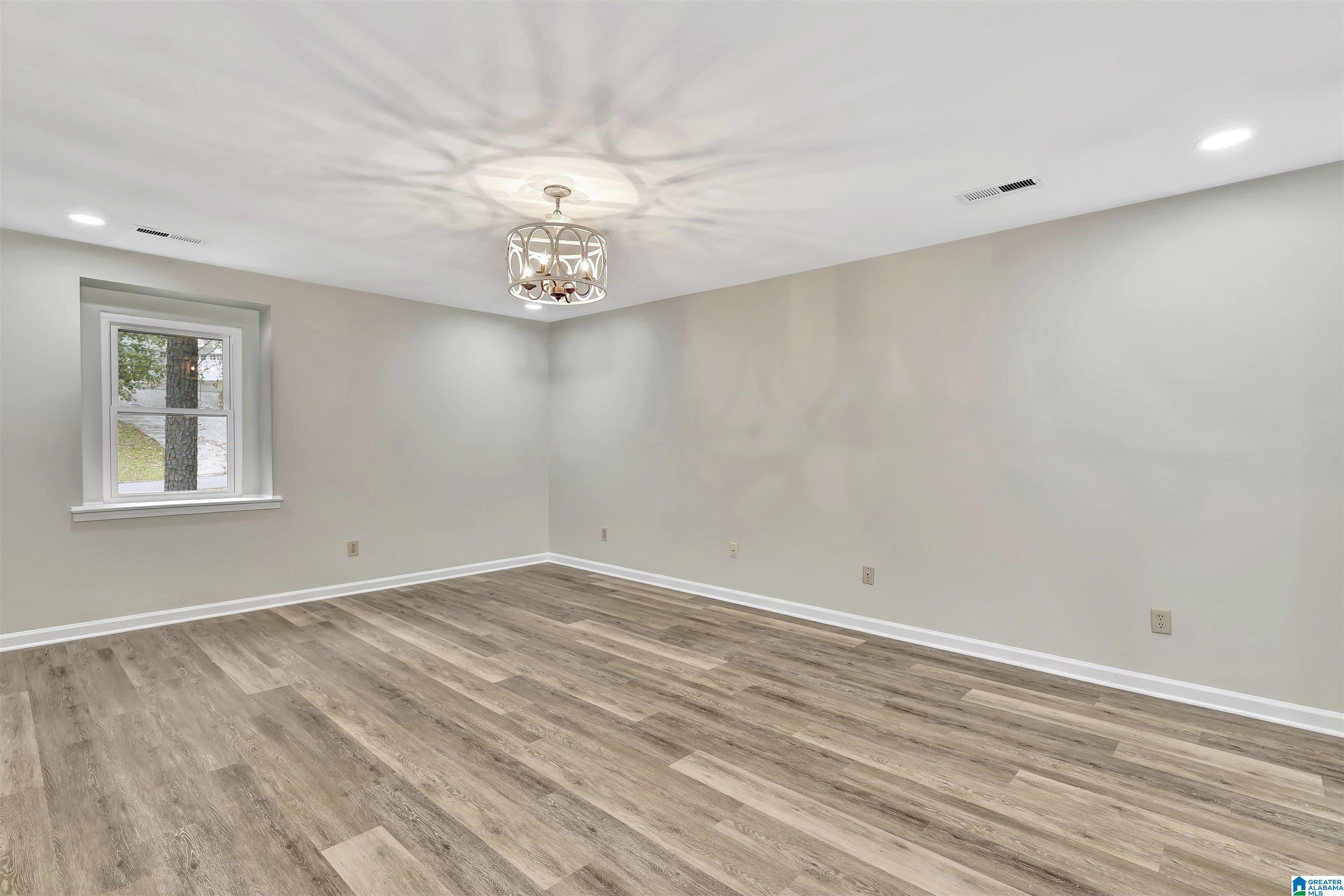 1309 Michael Drive Alabaster, AL 35007 - Photo 15 of 41
