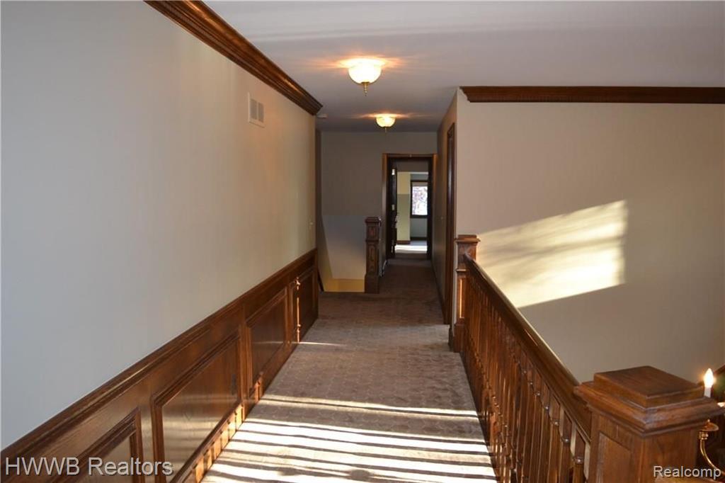 330 Camelot Way Rochester, MI 48306 - Photo 27 of 48