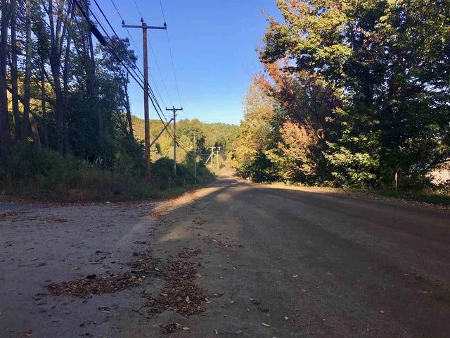 $570,000 | 229 Mont Vernon Road, Milford, NH 03055