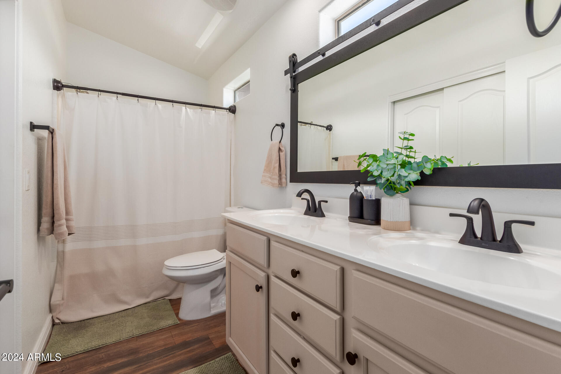 2727 North Price Road, Unit 18 Chandler, AZ 85224 - Photo 10 of 17 12 - Price